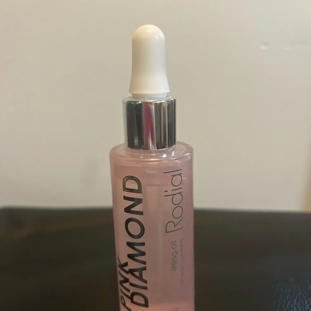 Rodial Pink Diamond Radiance Primer - Picture 2 of 2